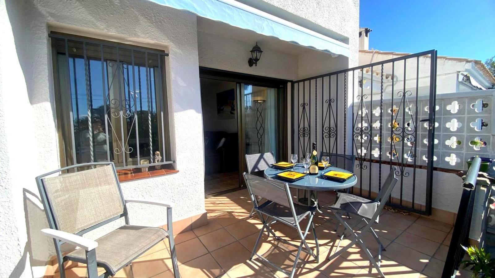 Villa Bages Rosas Exterior foto