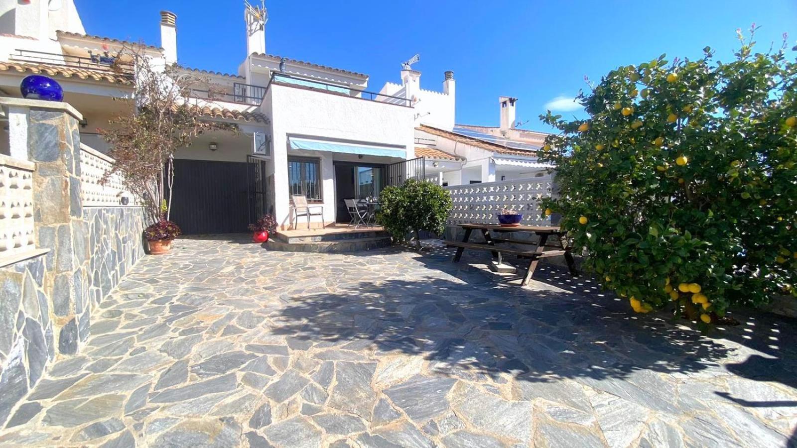Villa Bages Rosas Exterior foto
