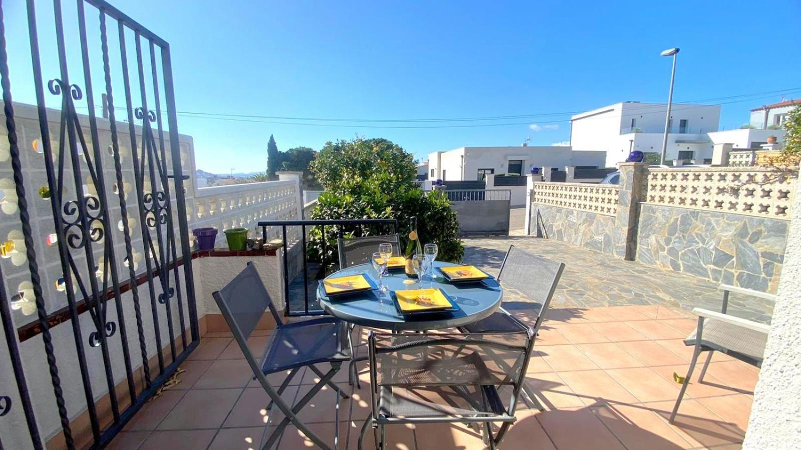 Villa Bages Rosas Exterior foto